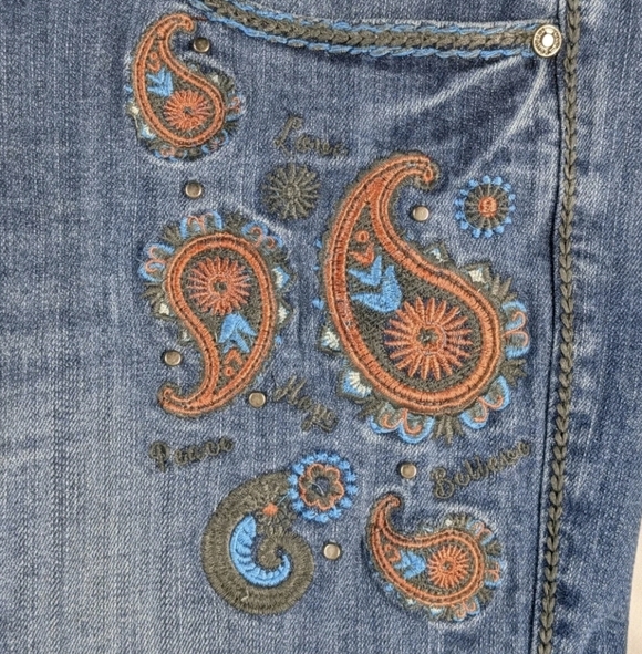 Cowgirl Tuff Company Womens 33x35 (37x35) Wild Paisley Embroidered Jeans - Picture 6 of 13